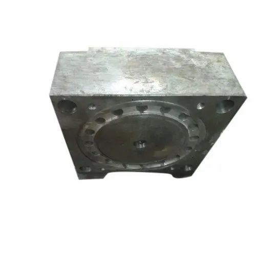 Plastic die mould